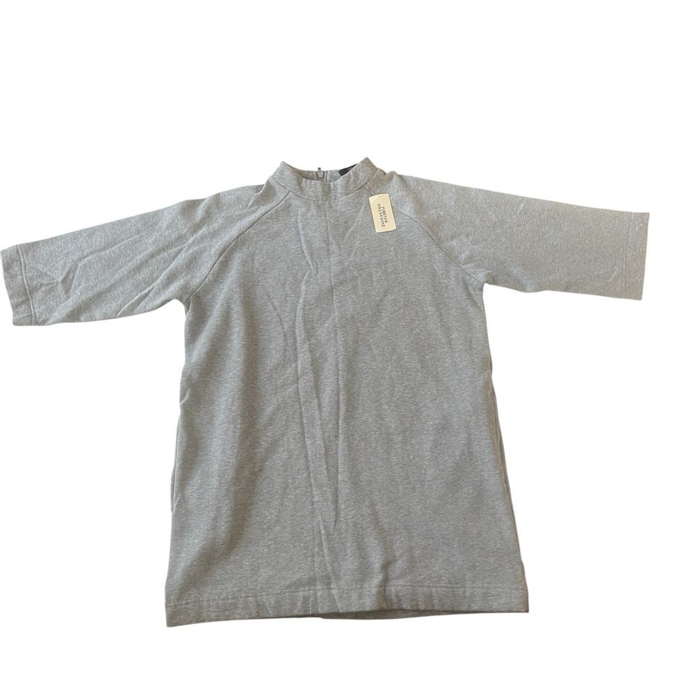NWT Forever 21 Size M Gray Athletic Shirt Oversize Pockets Mock Neck Minimalist‎
